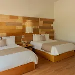 Mayan Monkey Hotel&Hostel Cancun